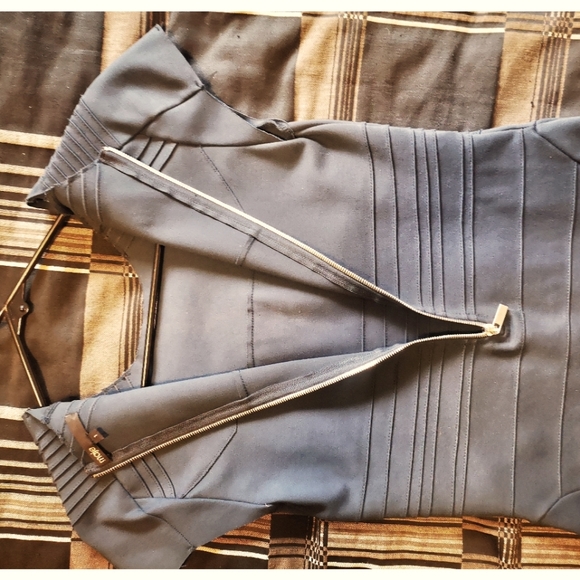 Maje Dresses & Skirts - Maje H13 Darling paneled dress